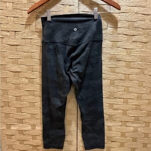 Lululemon Align Black Camouflage Leggings Size 4 20” inseam